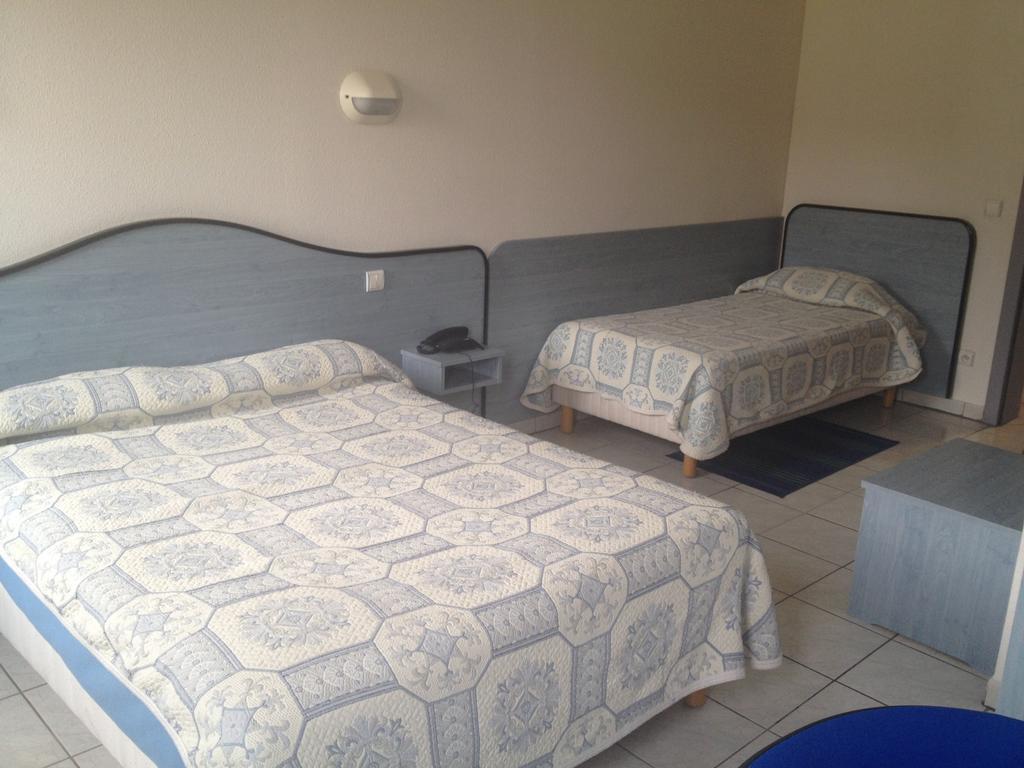 Hotel Le Strasbourg Mülhausen Zimmer foto