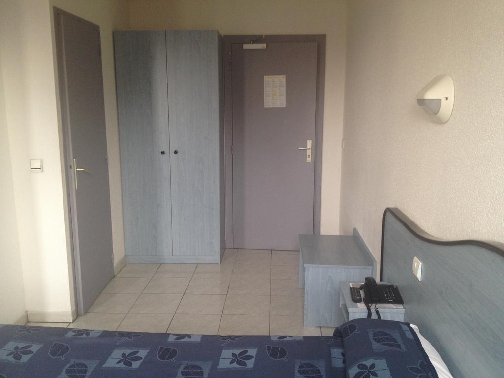 Hotel Le Strasbourg Mülhausen Zimmer foto