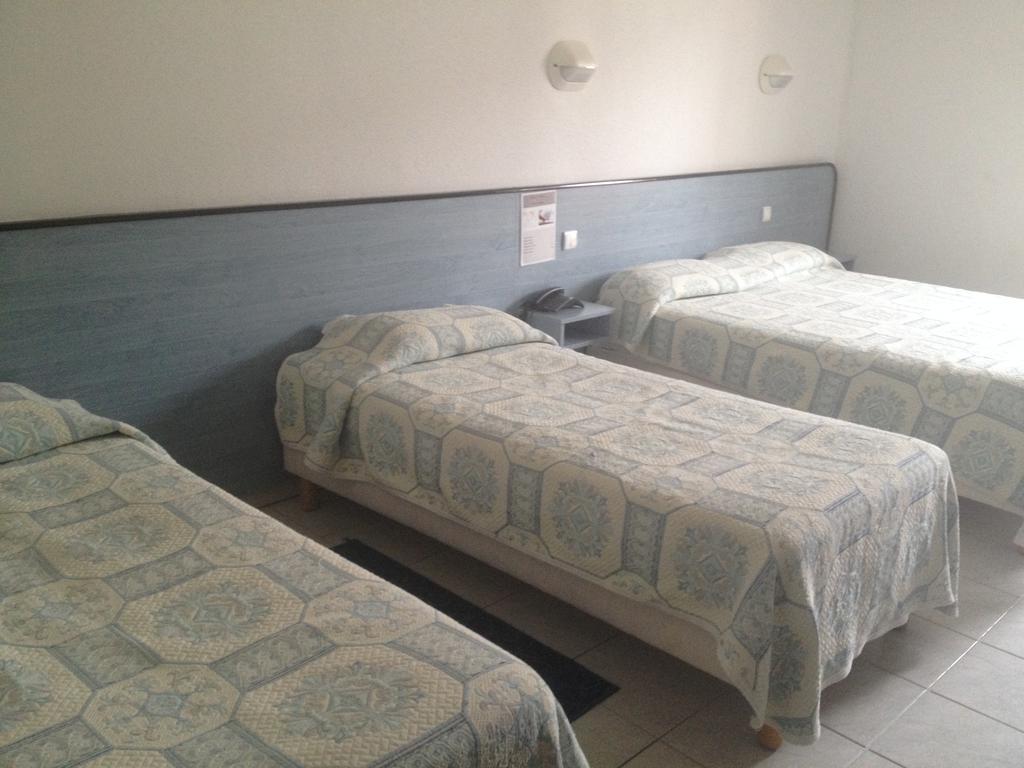 Hotel Le Strasbourg Mülhausen Zimmer foto